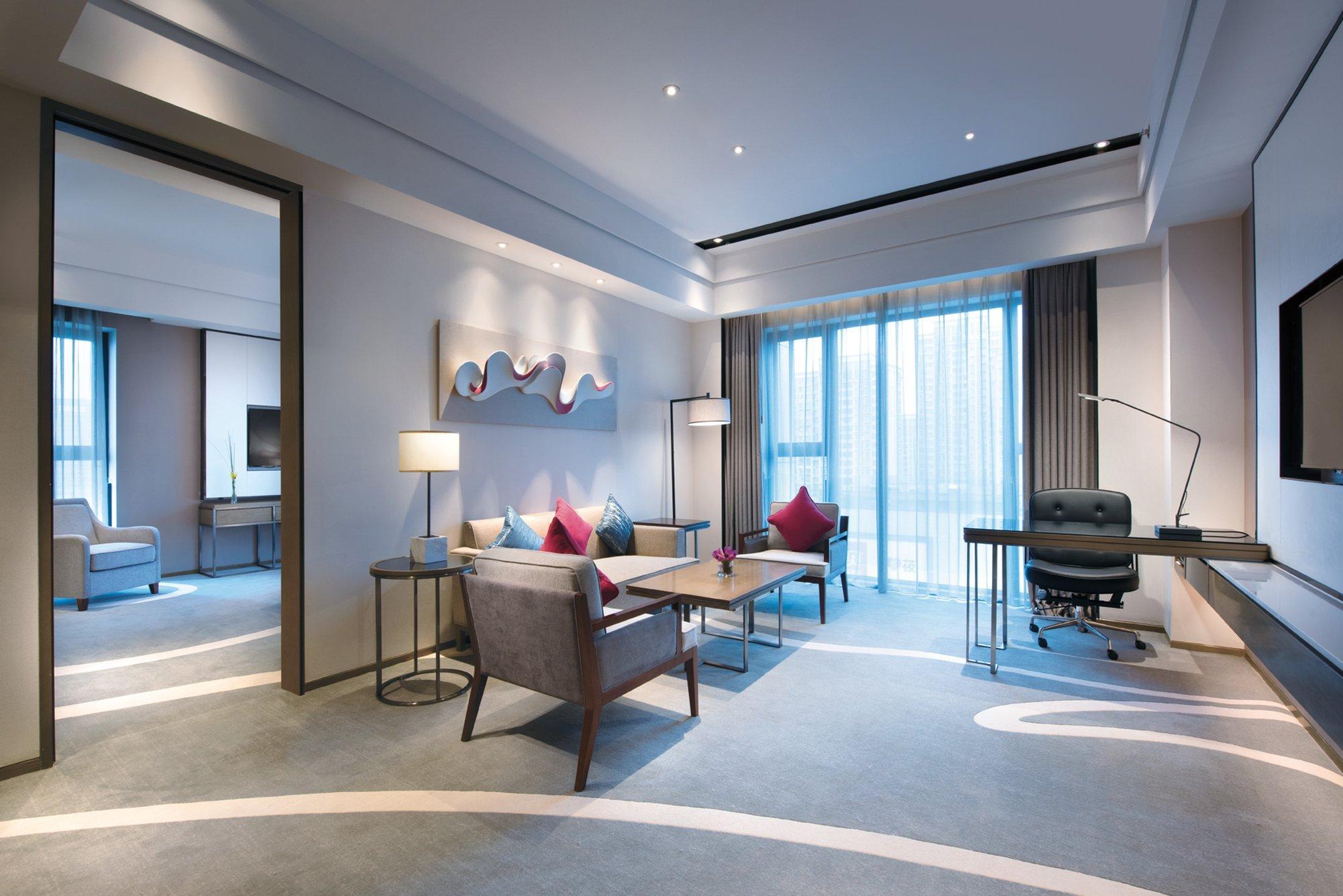 Crowne Plaza Hangzhou Qiantang - The Subway Can Reach The West Lake Scenic Area As Well As The Airport And High-Speed Rail Station, Adjacent To Jinsha Lake And Longfor Paradise Walk מראה חיצוני תמונה