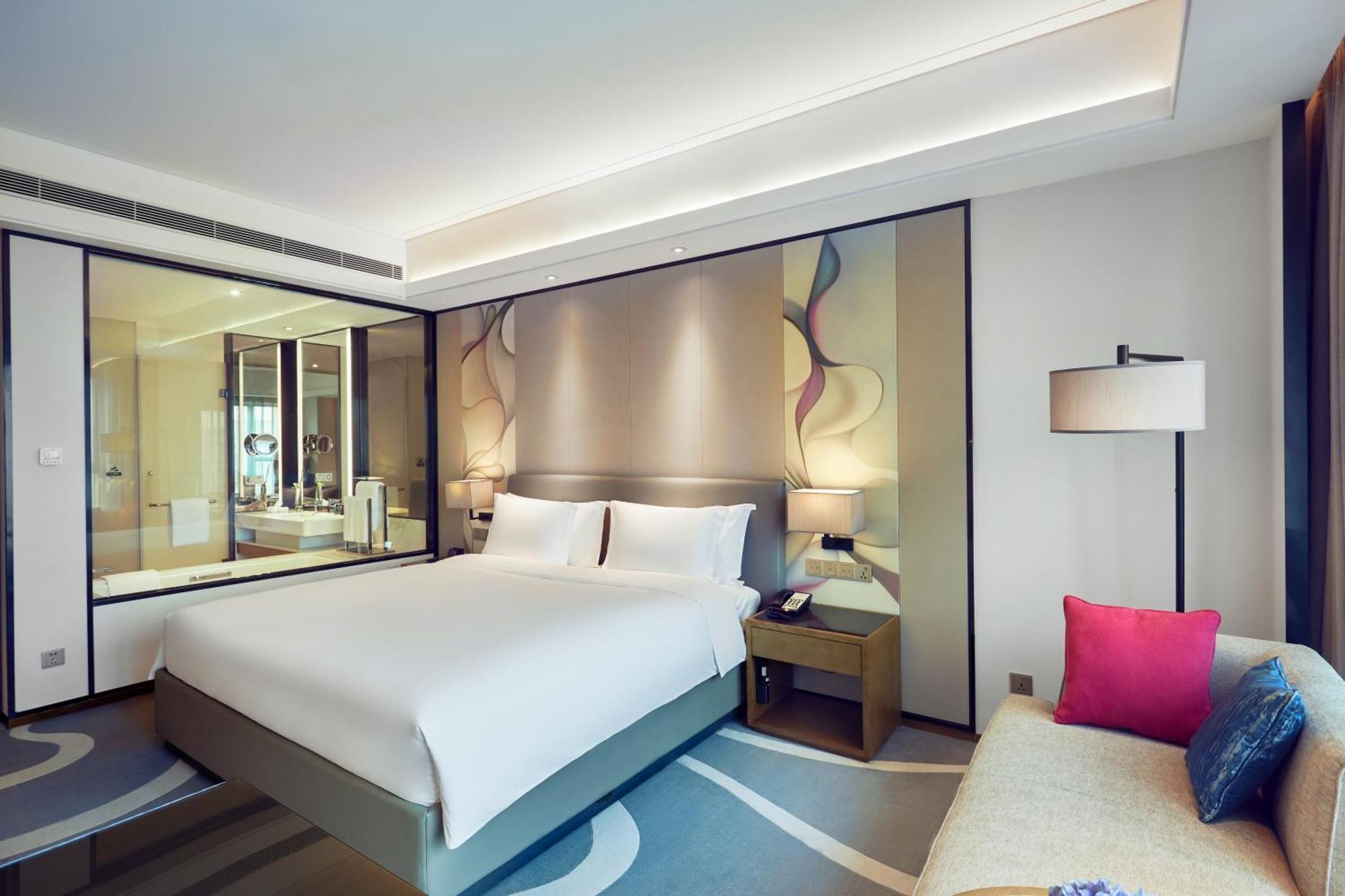 Crowne Plaza Hangzhou Qiantang - The Subway Can Reach The West Lake Scenic Area As Well As The Airport And High-Speed Rail Station, Adjacent To Jinsha Lake And Longfor Paradise Walk מראה חיצוני תמונה