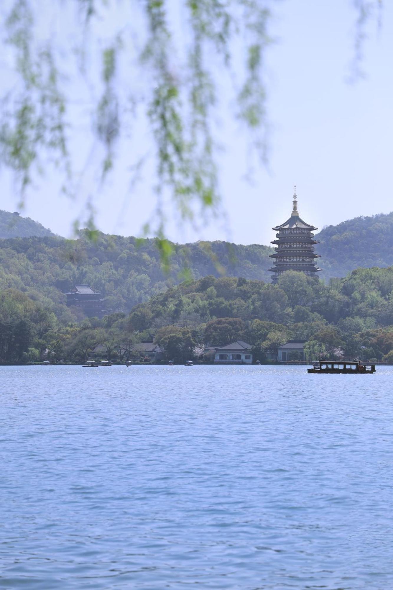 Crowne Plaza Hangzhou Qiantang - The Subway Can Reach The West Lake Scenic Area As Well As The Airport And High-Speed Rail Station, Adjacent To Jinsha Lake And Longfor Paradise Walk מראה חיצוני תמונה